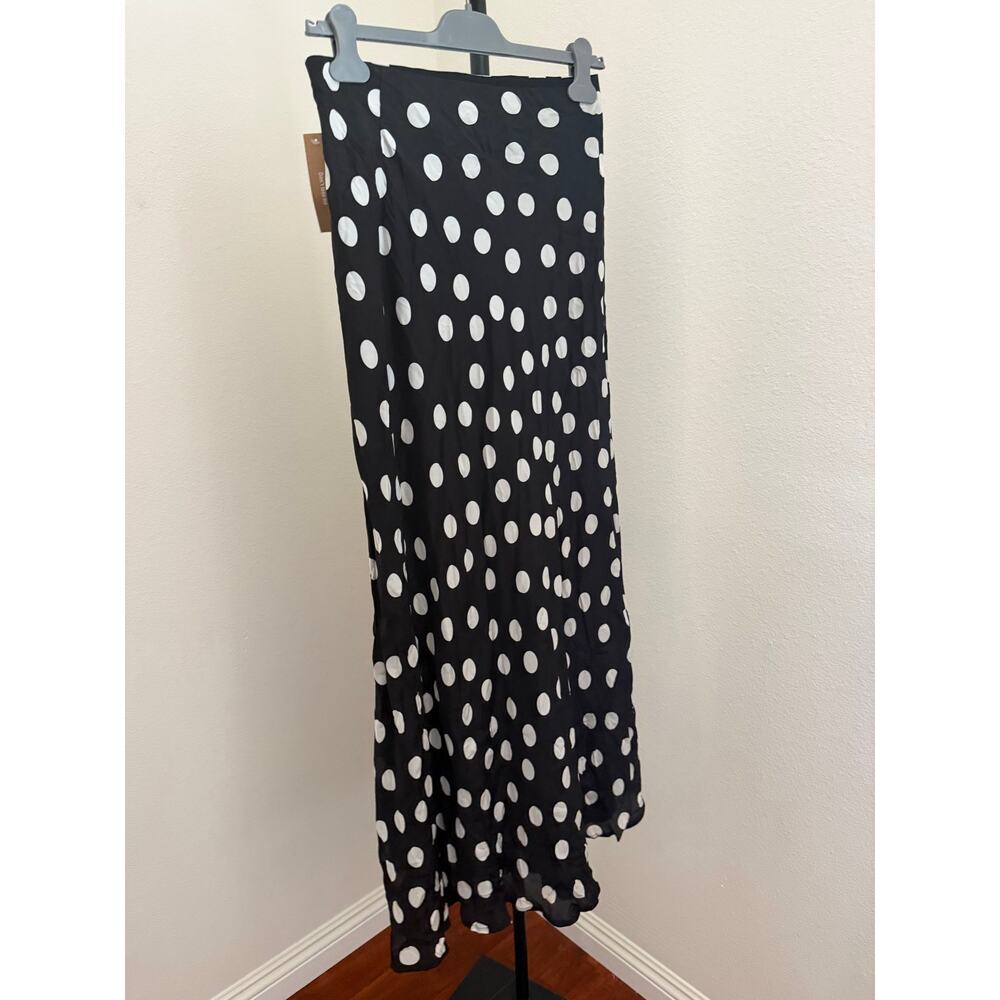$172 New Kourt black white polka dot Astoria skirt sz M - Picture 8 of 10